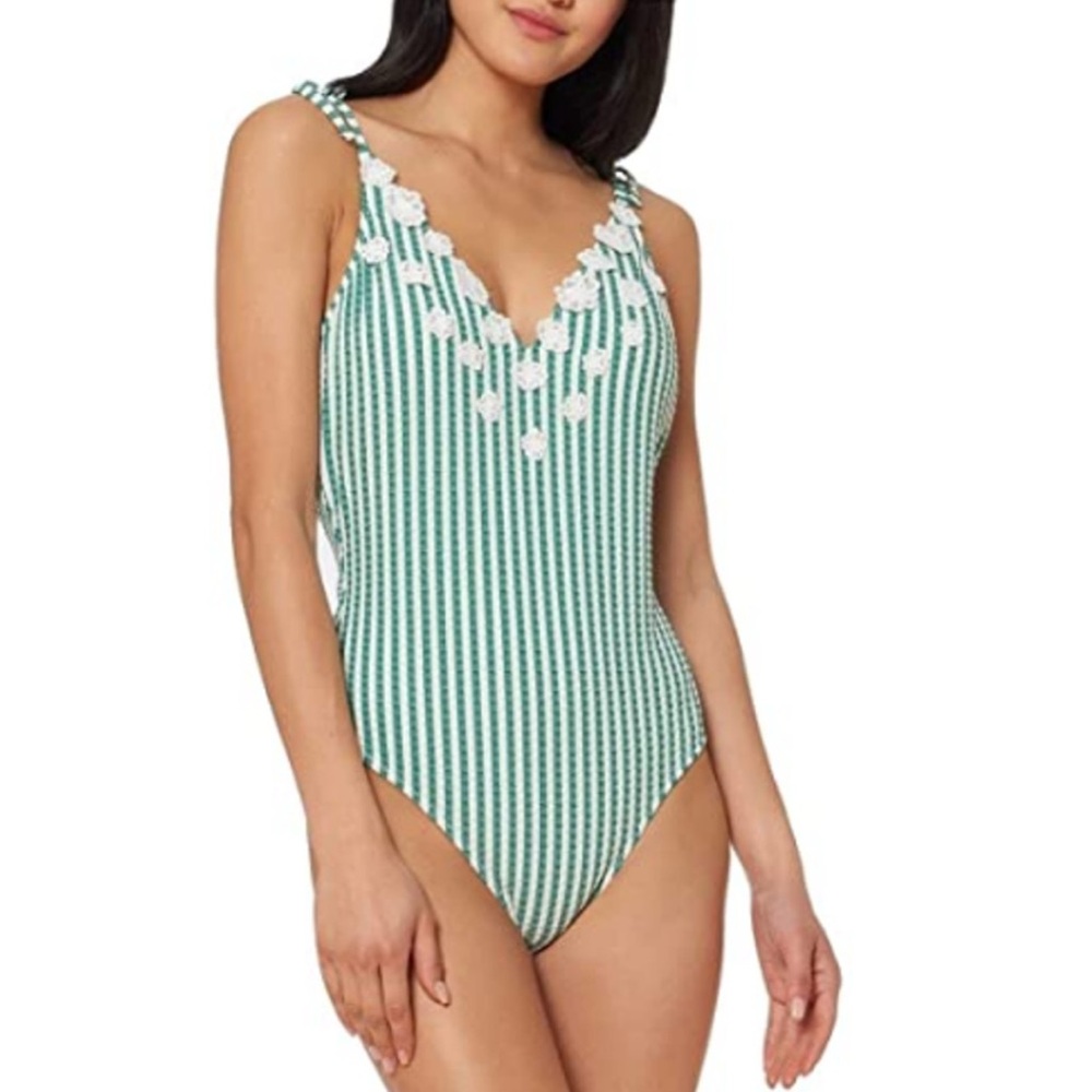 NEW - Medium - Jessica Simpson Adorable Onepiece Swimsuit